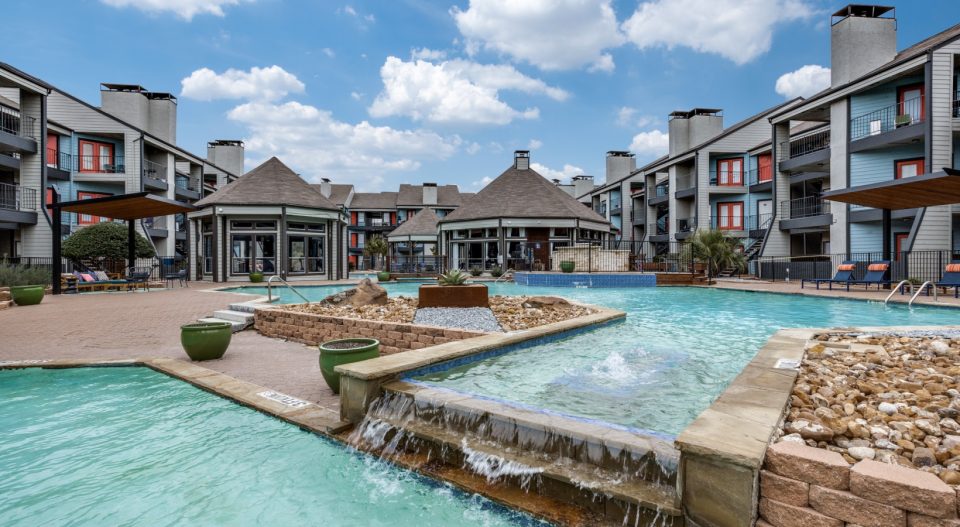 Felix at Sherry Street Apartments in Arlington, TX